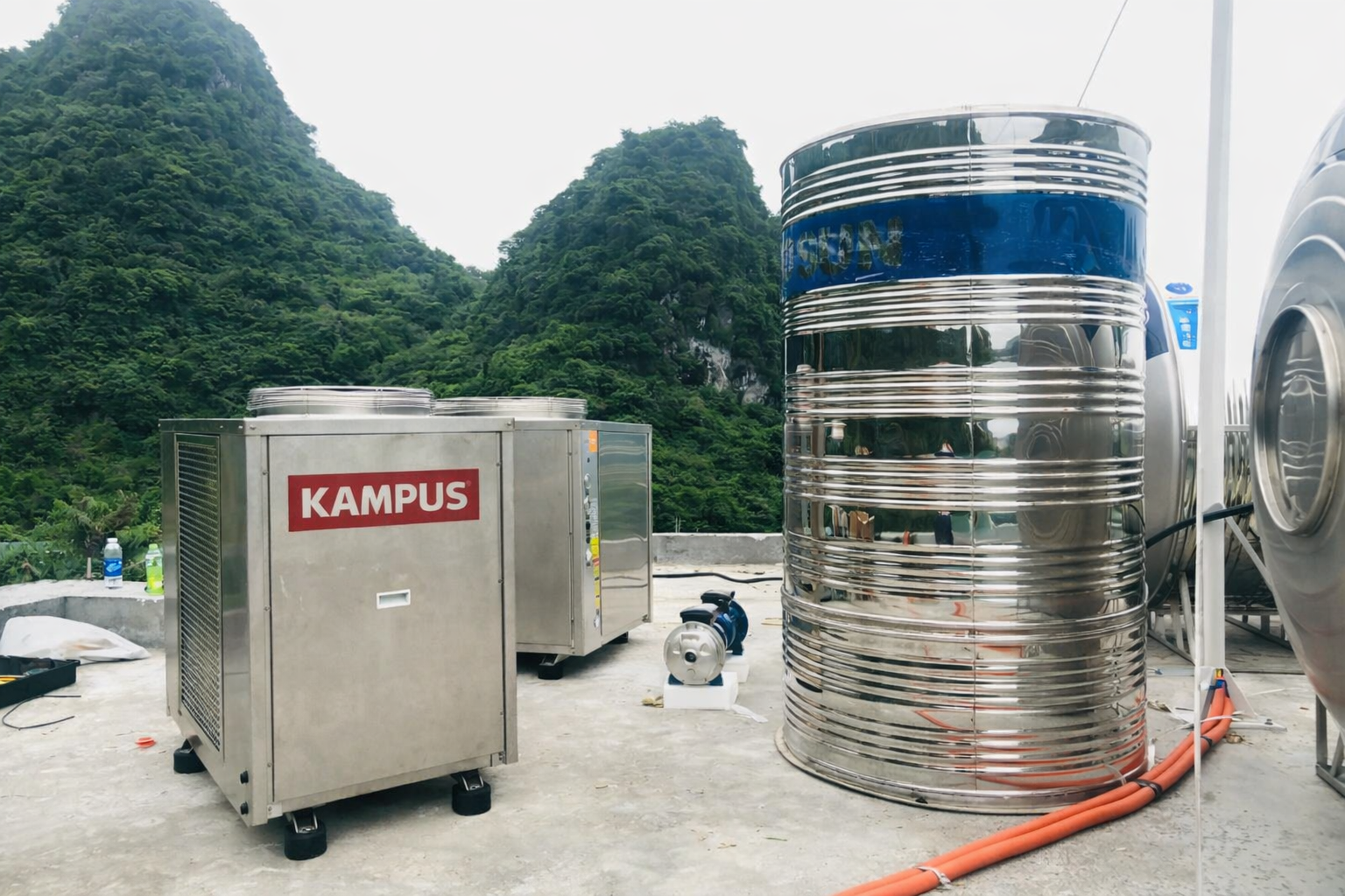 Cung cấp và lắp đặt hệ nước nóng trung tâm cụm công nghiệp Vân Đồn